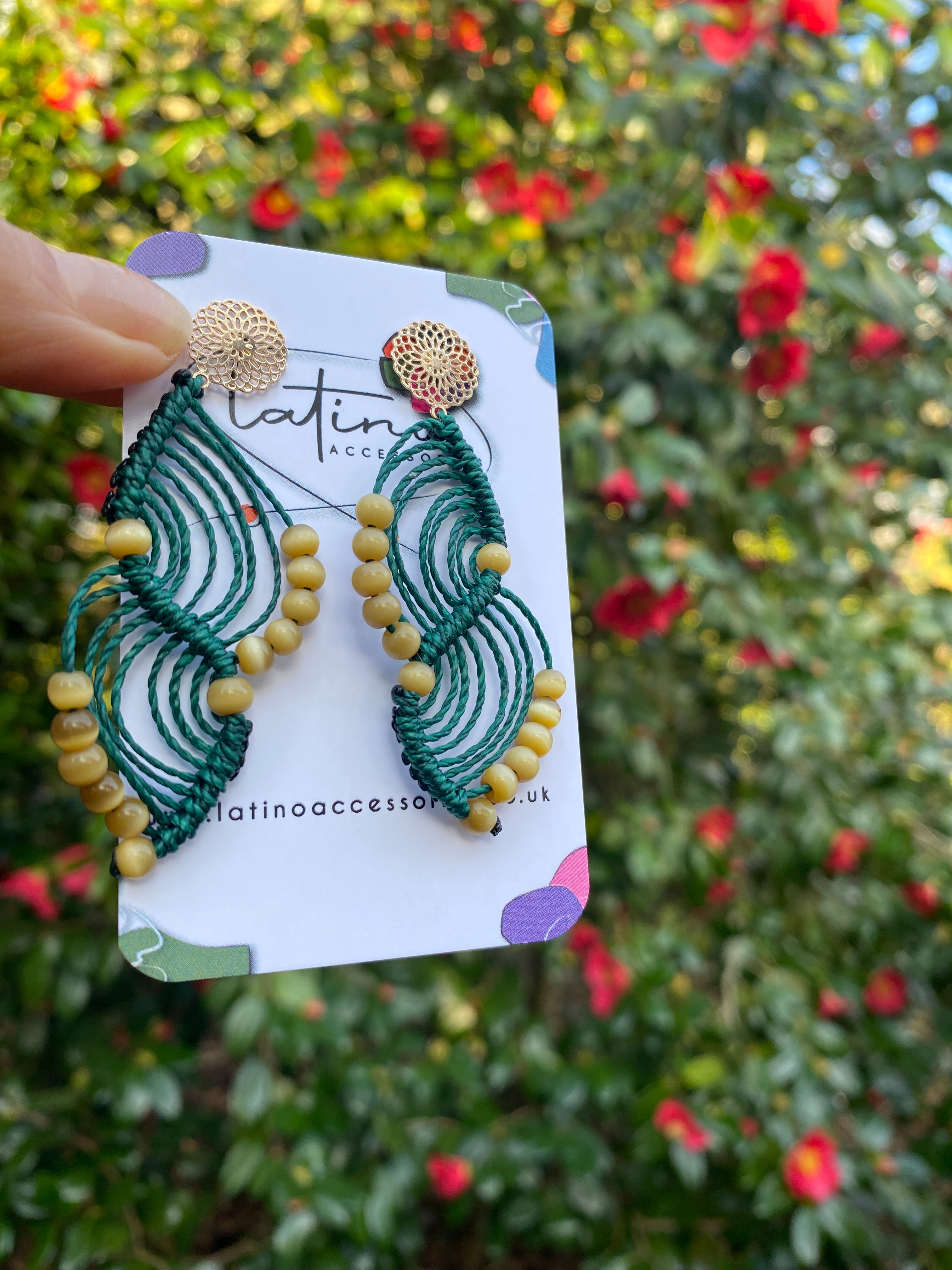 Emerald green - Macrame Earrings